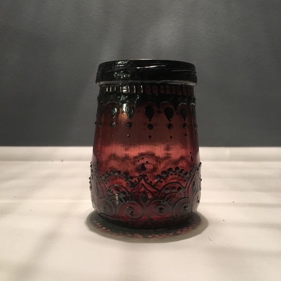 Meet your Posher, Kat - Picture 4 of 8